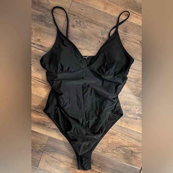 Cupshe Other - Woman’s size XL CupeShe tummy control one piece